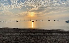 Plein Sud, bel appartement 20 mètres de la plage la Capte