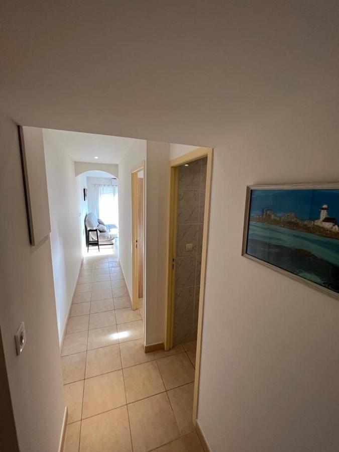 Plein Sud, bel appartement 20 mètres de la plage la Capte Hyères Esterno foto