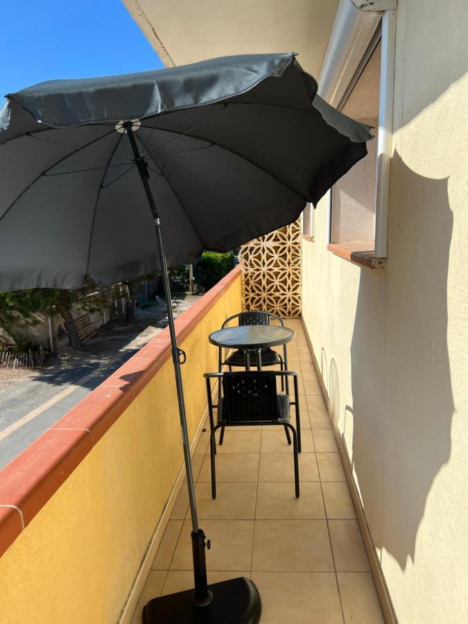 Plein Sud, bel appartement 20 mètres de la plage la Capte Hyères Esterno foto